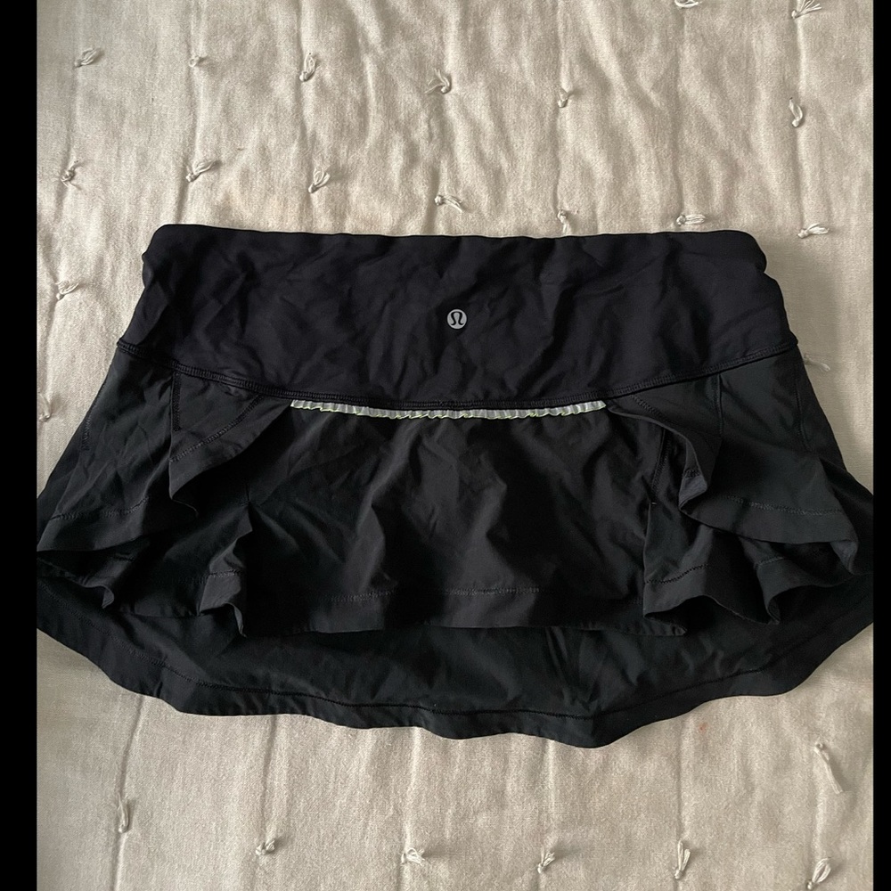 Lululemon skirt size 10